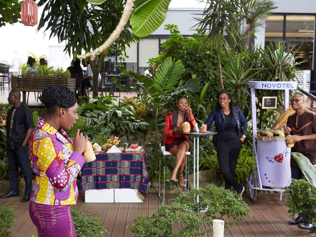 Novotel Abidjan Plateau Restauracja zdjęcie